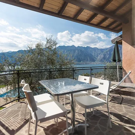 Parco Di Garda Aparthotel 4*