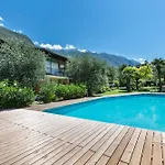 Parco Di Garda Aparthotel