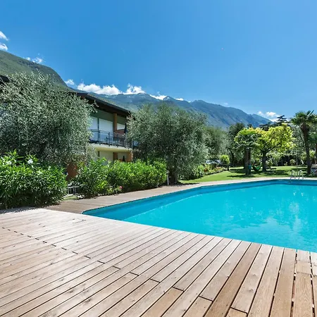 Parco Di Garda Апарт-отель